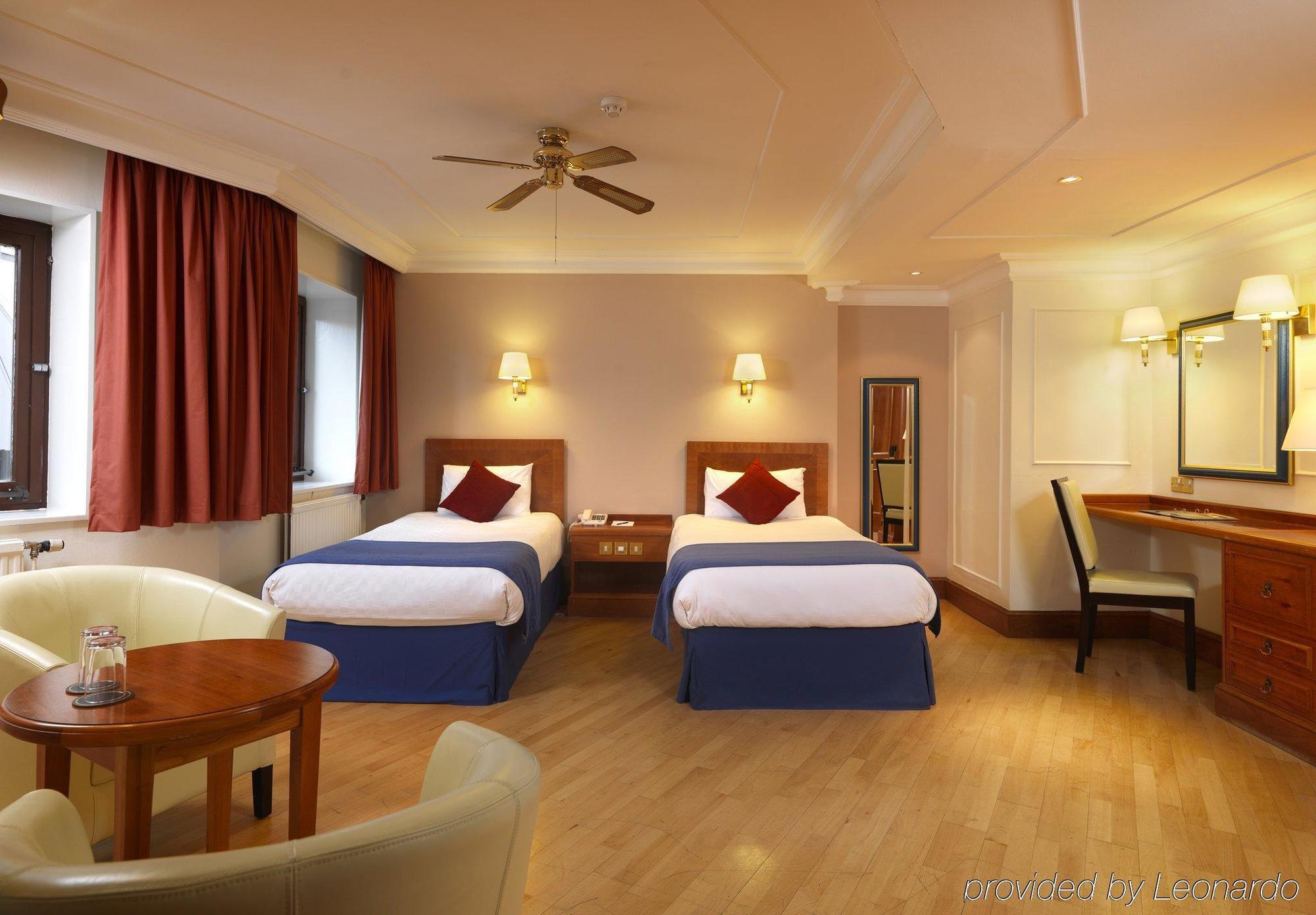 Thistle Edinburgh, The King James Room photo